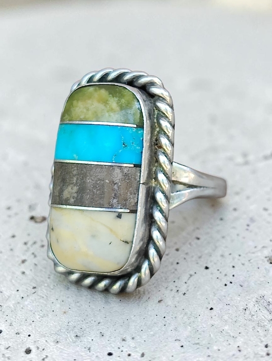 Navajo Jewelry - Antique Sterling Silver Navajo Stone Ring